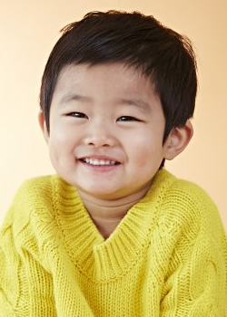 Eom Tae Yoon (2012)