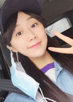 Tan Qin Xuan (1996)