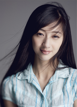 Zoe Zhou (1994)